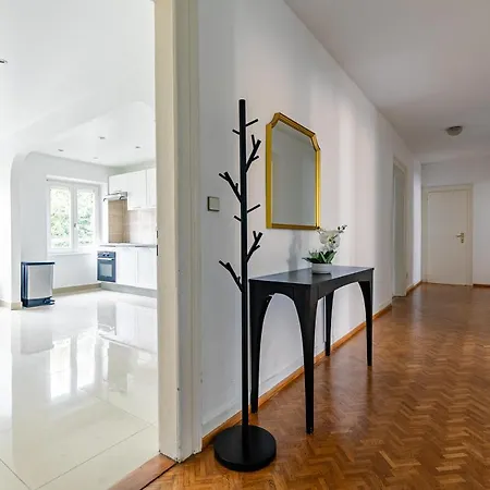 Hyper Centre - 120m2- F5 Apartament *