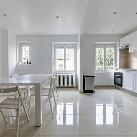 Hyper Centre - 120m2- F5 Daire