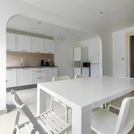 Hyper Centre - 120m2- F5 Daire Strazburg